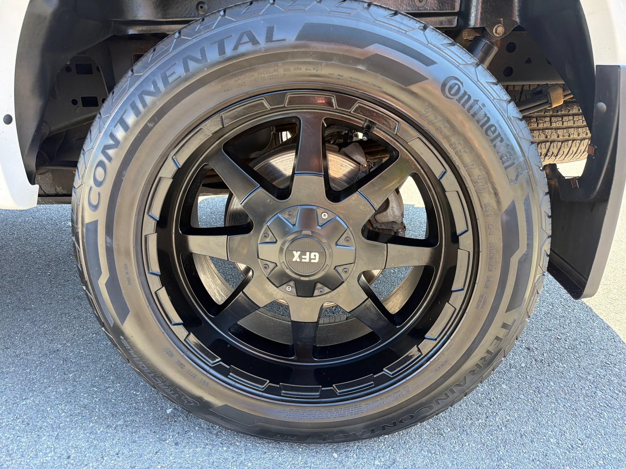 Used 2018 Ford F150 Limited AWD/4WD image 10