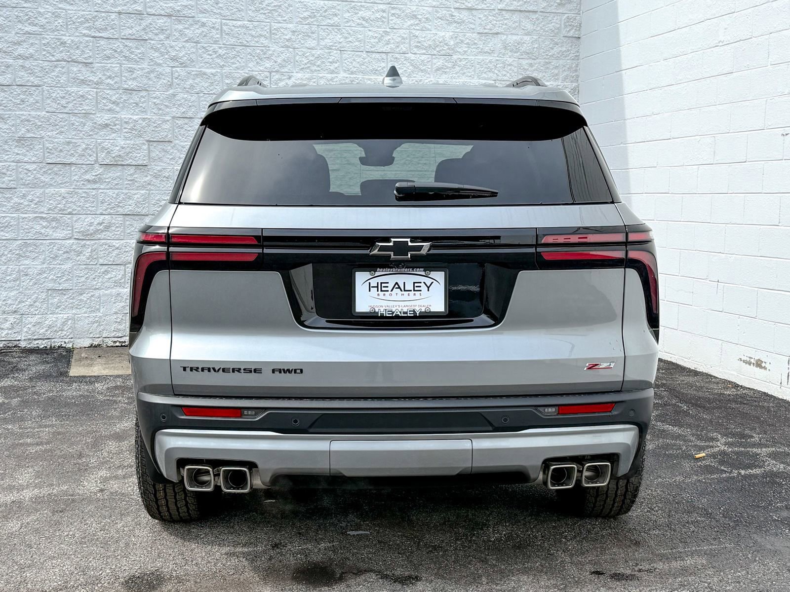 New 2026 Chevrolet Traverse Z71 w/ Enhanced Driving Package AWD/4WD image 7