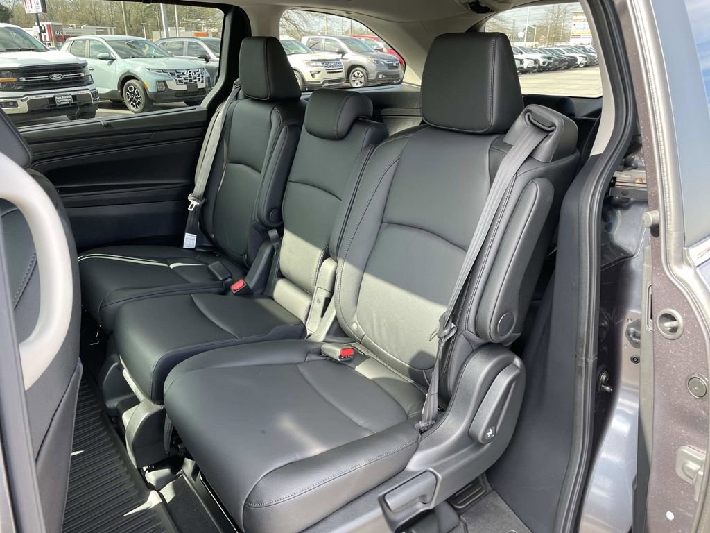 New 2026 Honda Odyssey EX-L image 9