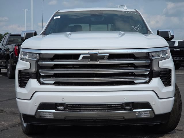 New 2026 Chevrolet Silverado 1500 High Country AWD/4WD image 14
