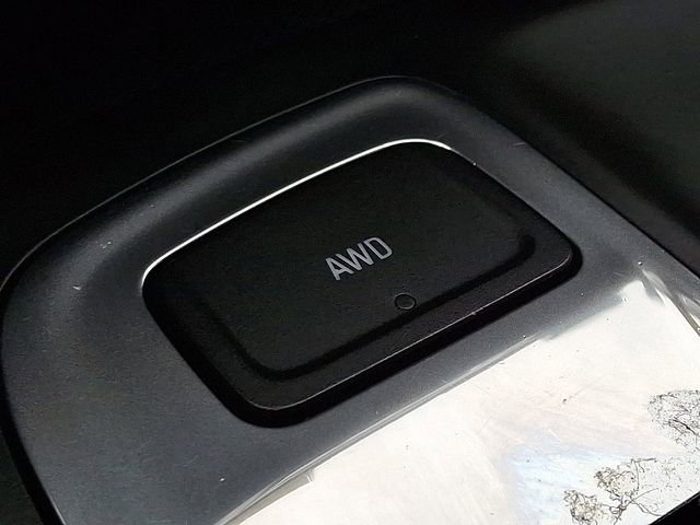 Used 2019 Chevrolet Equinox LT AWD/4WD image 23
