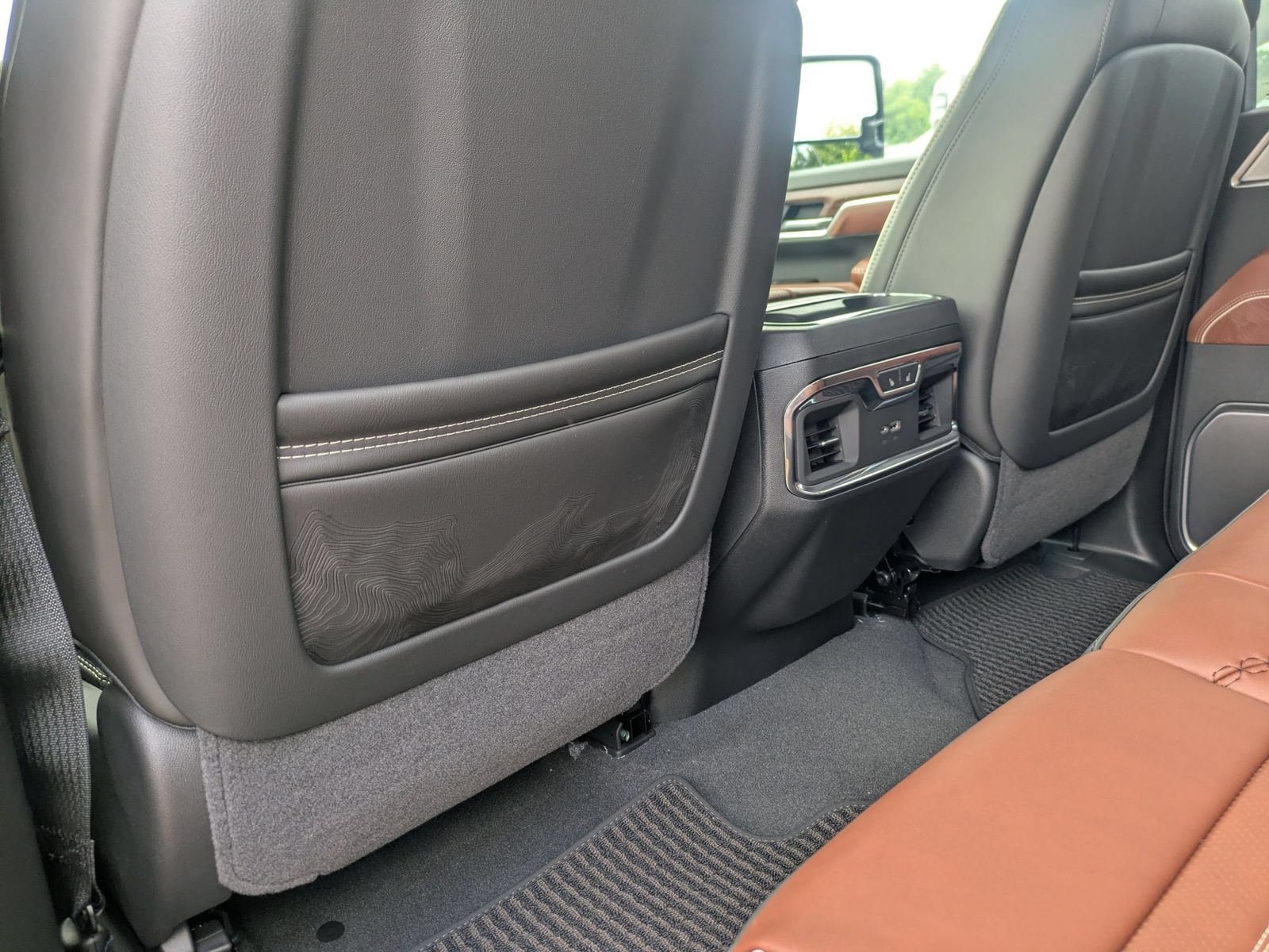New 2026 GMC Sierra 2500 Denali Ultimate AWD/4WD image 27
