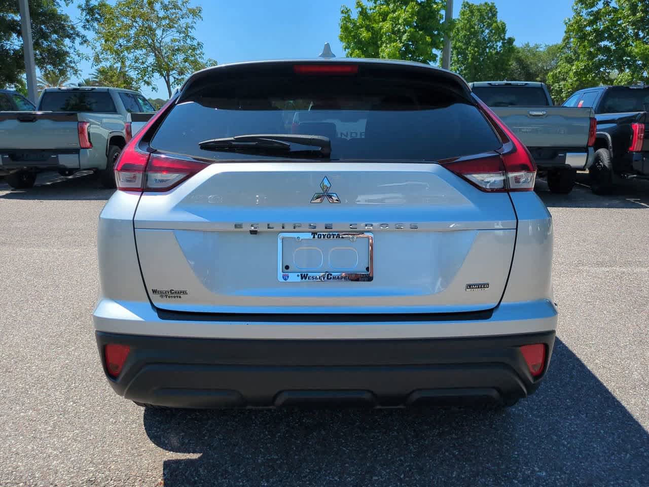 Used 2024 Mitsubishi Eclipse Cross LE AWD/4WD image 5