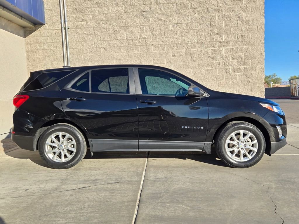 Used 2021 Chevrolet Equinox LS w/ LS Convenience Package image 6