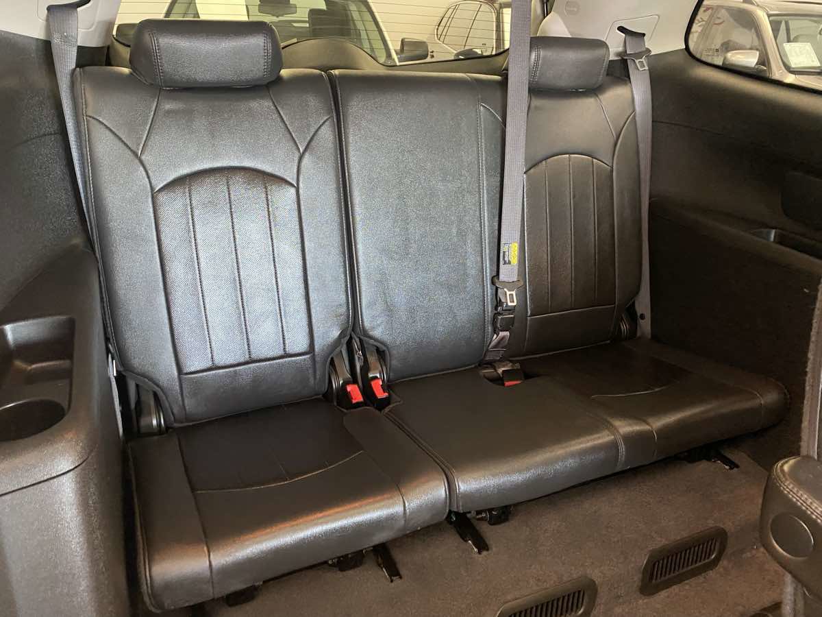 Used 2012 Buick Enclave Leather image 26