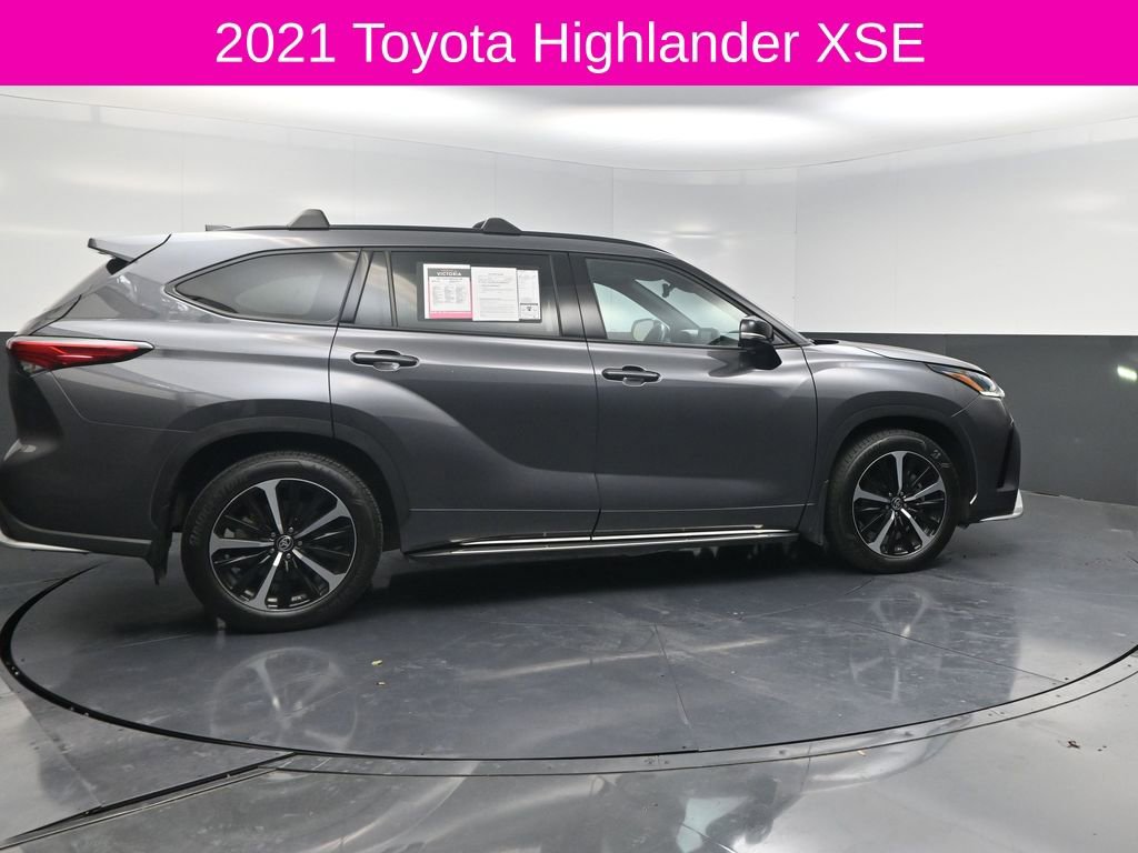 Used 2021 Toyota Highlander XSE image 4