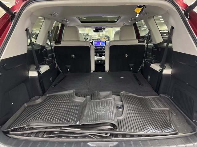 Used 2024 Toyota Grand Highlander Platinum image 13