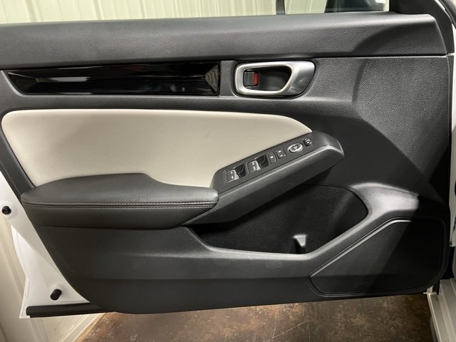 Used 2024 Honda Civic EX-L image 12