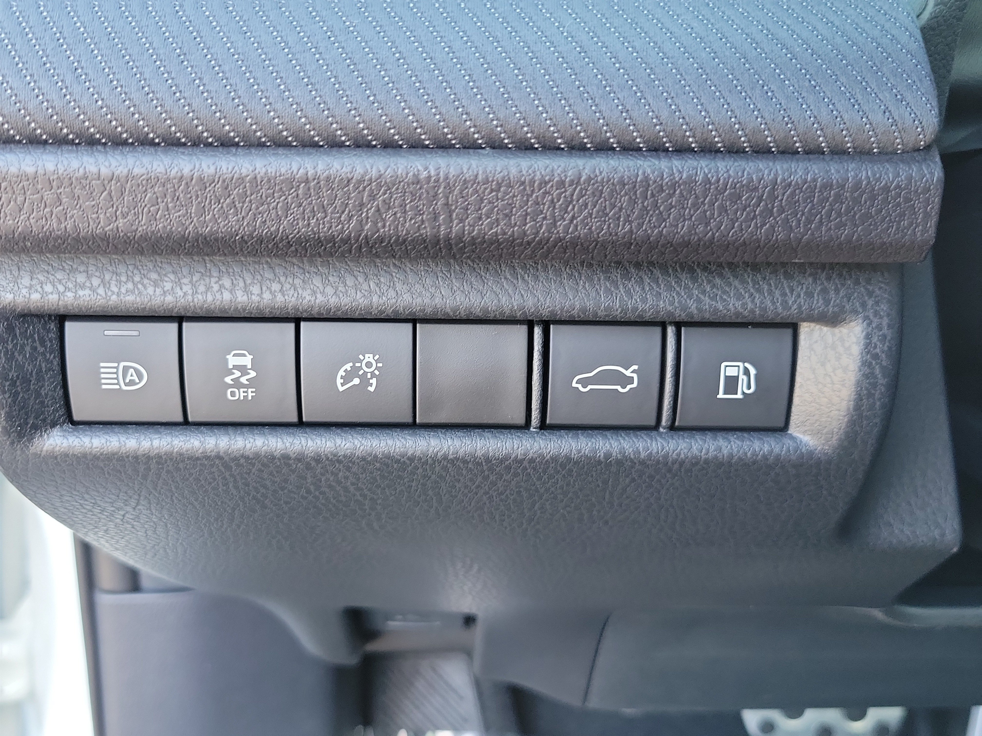 New 2026 Toyota Camry SE AWD/4WD image 23