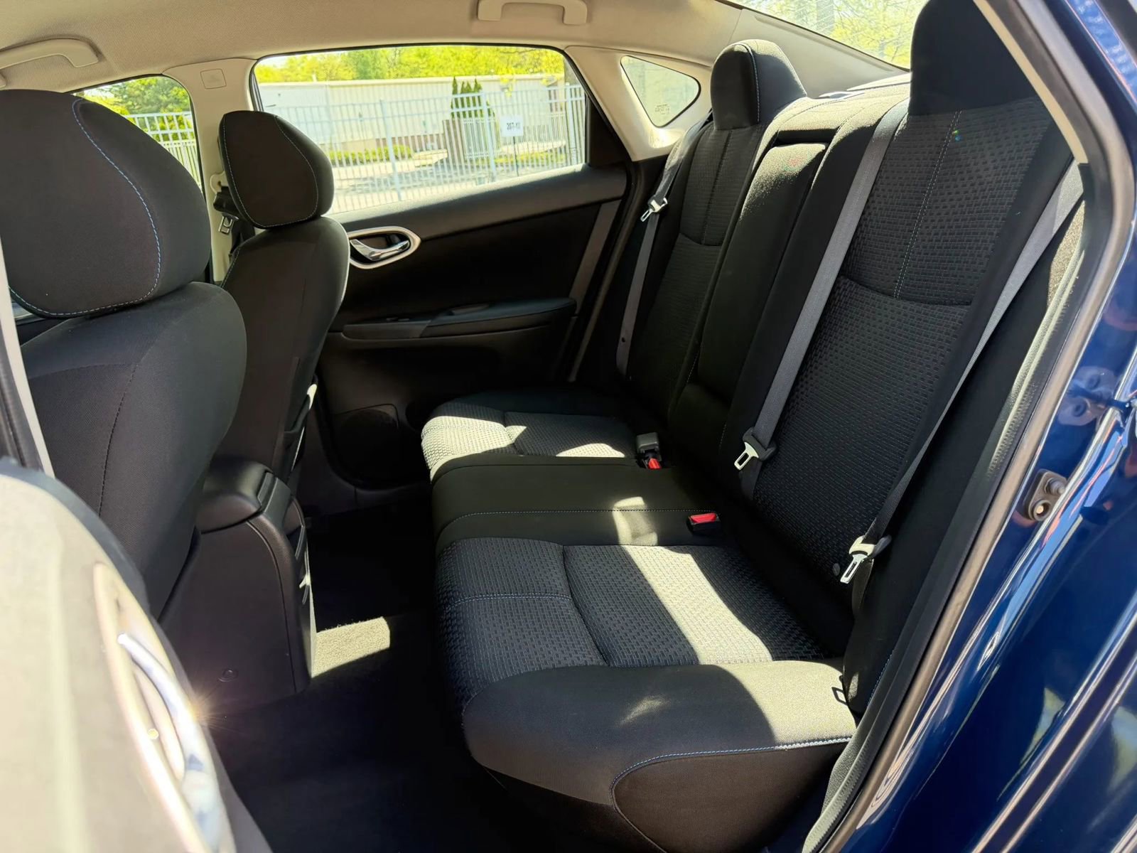 Used 2016 Nissan Sentra SR FWD image 10