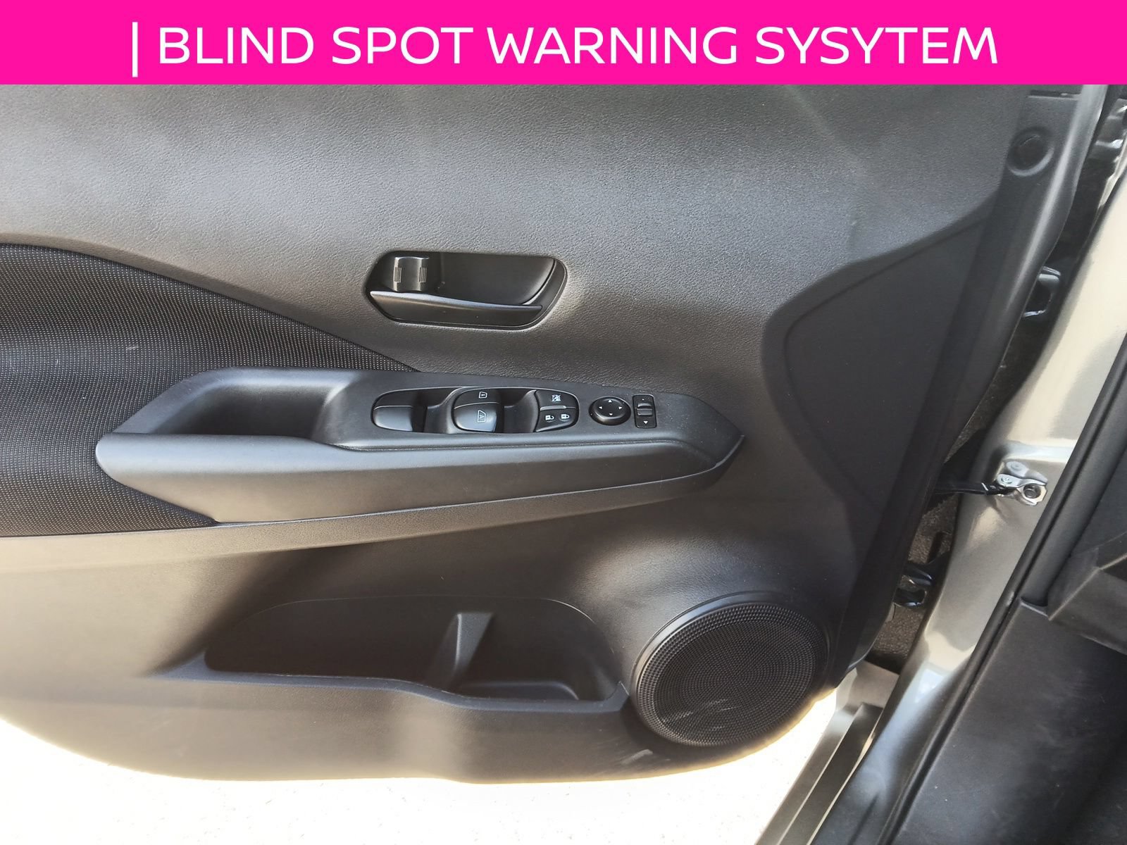 Used 2025 Nissan Kicks Play S FWD image 11