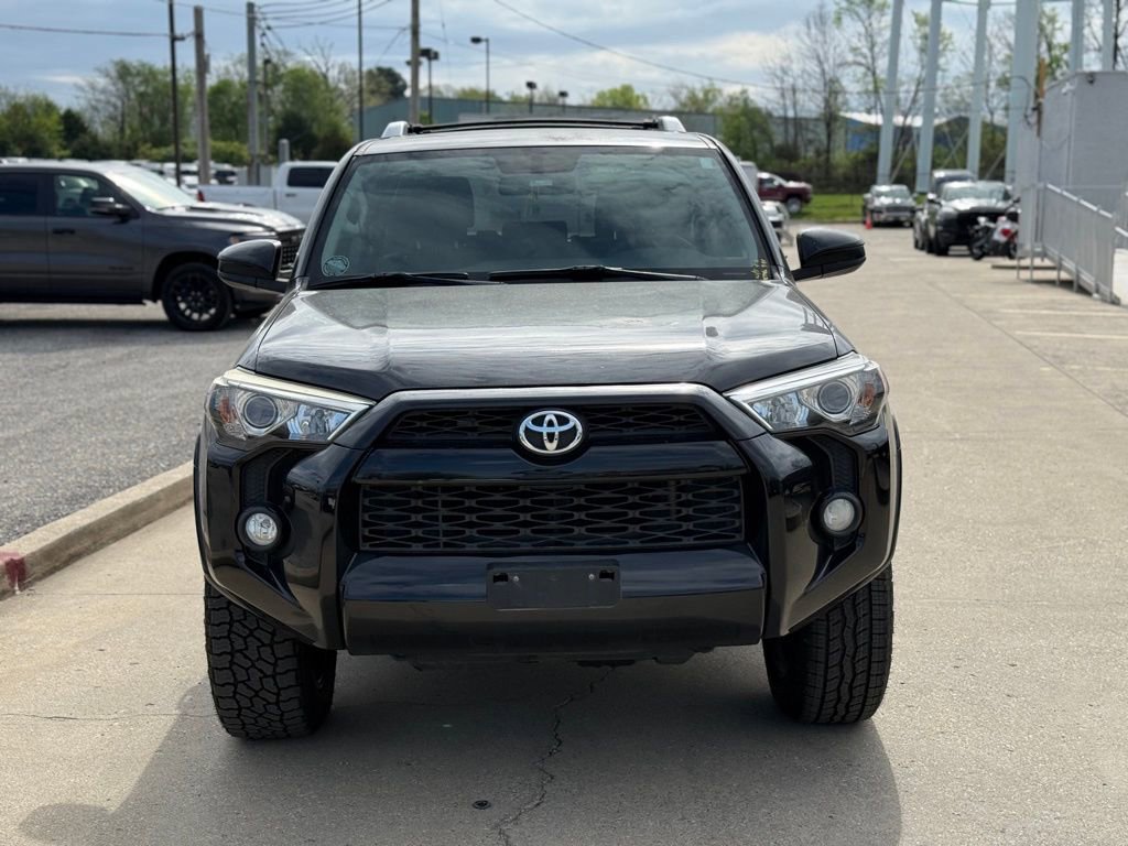 Used 2018 Toyota 4Runner SR5 image 3