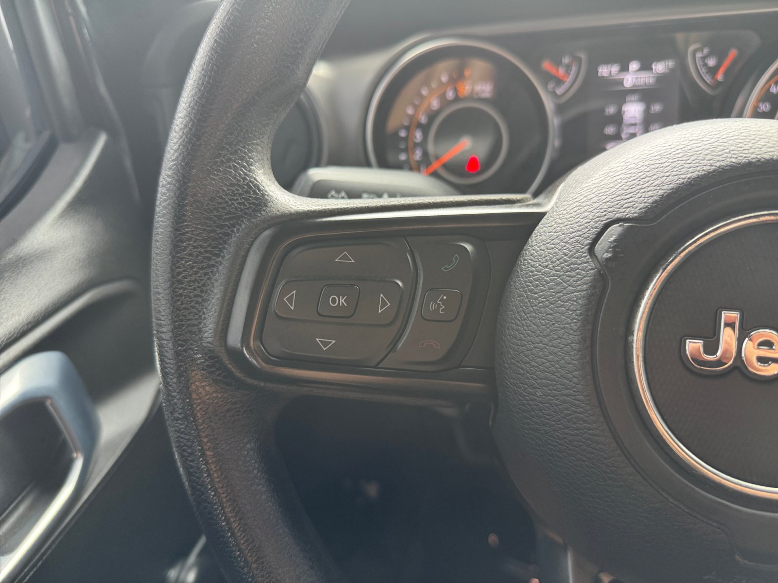 Used 2022 Jeep Wrangler Unlimited Sport AWD/4WD image 23