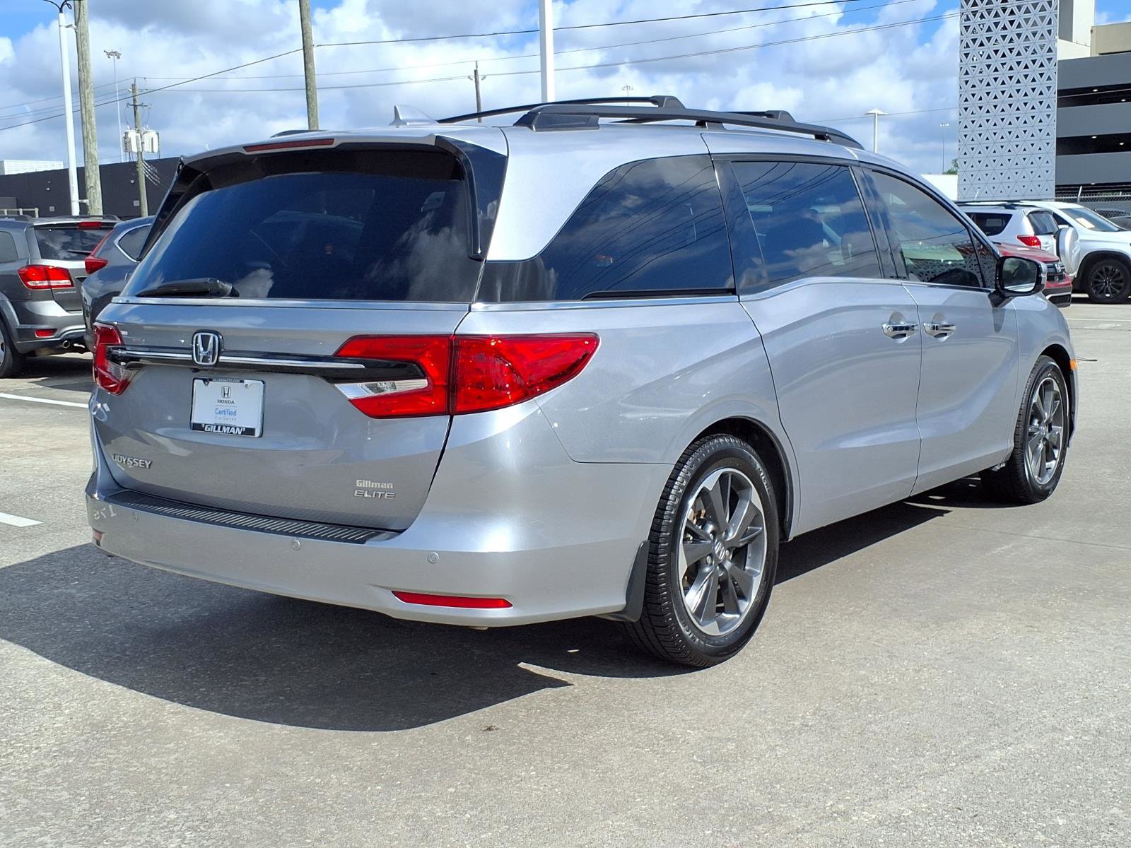 Used 2023 Honda Odyssey Elite image 25