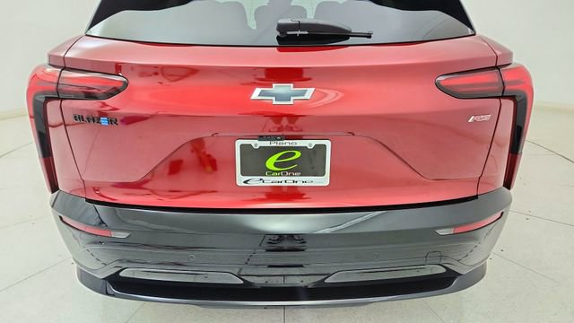 Used 2024 Chevrolet Blazer EV RS image 12