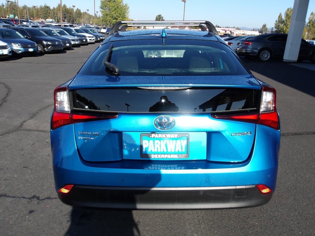 Used 2020 Toyota Prius LE AWD/4WD image 4
