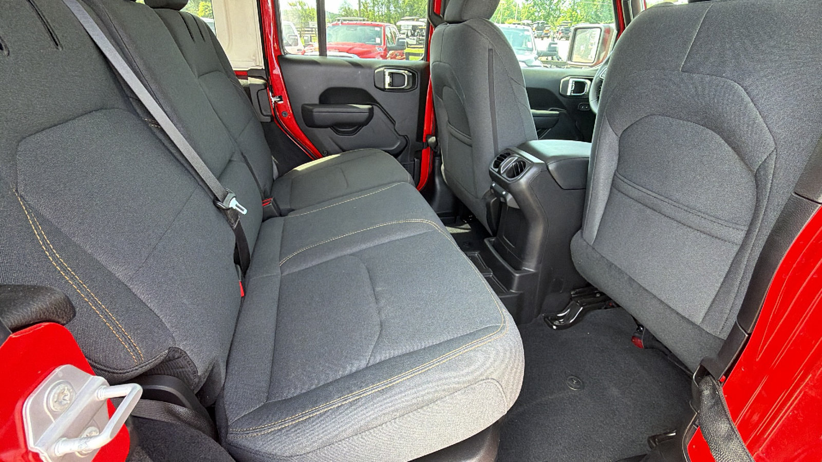 Used 2025 Jeep Wrangler Unlimited Sport S 4xe AWD/4WD image 21