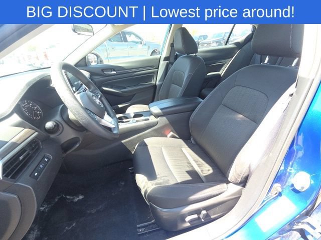Used 2025 Nissan Altima 2.5 SV FWD image 22