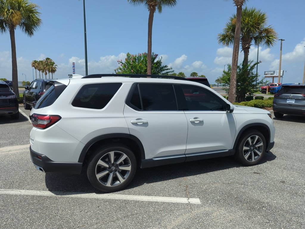 Used 2024 Honda Pilot Elite image 5