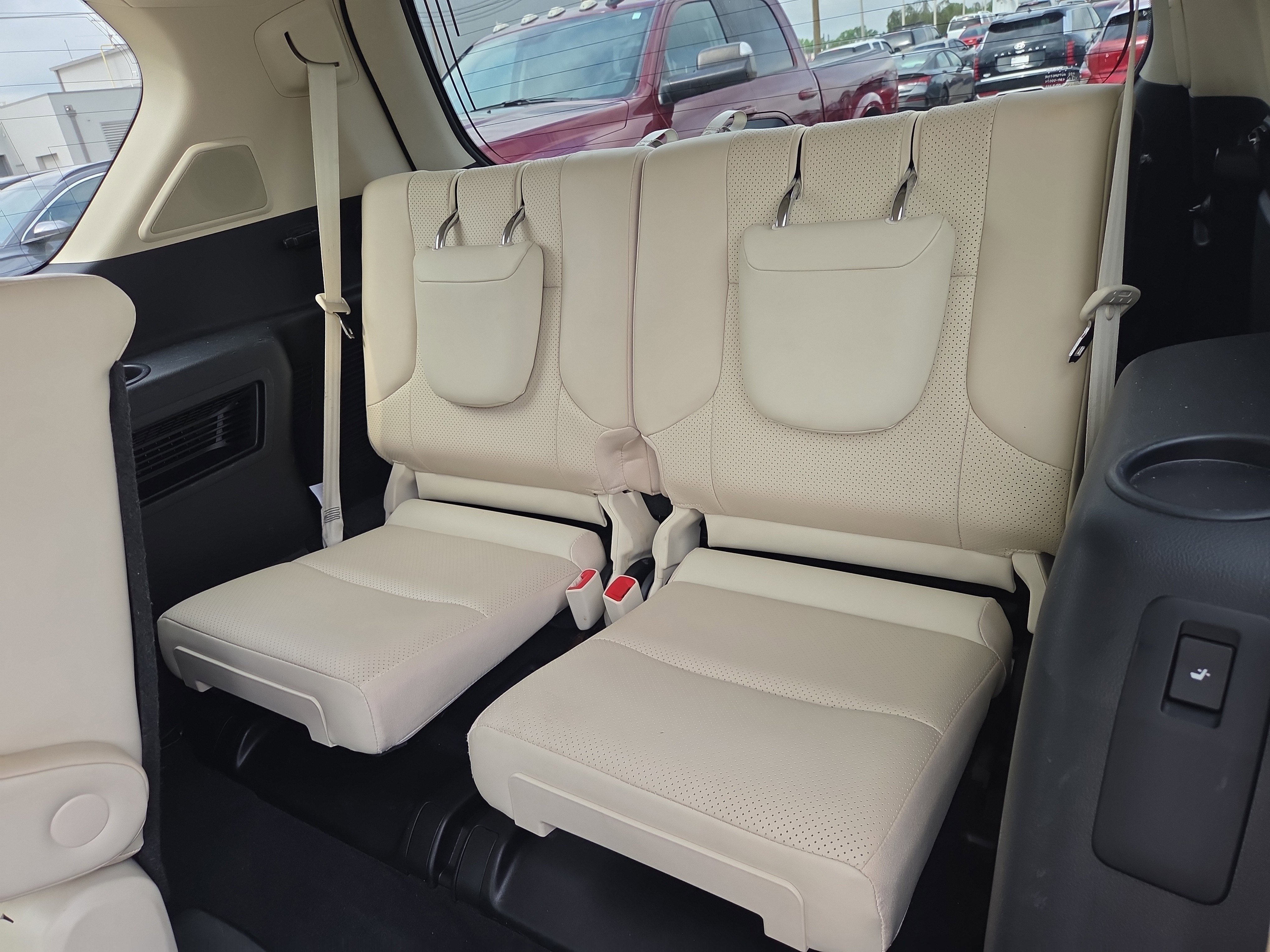 Used 2023 Lexus GX 460 Luxury w/ Sport Design Package AWD/4WD image 9