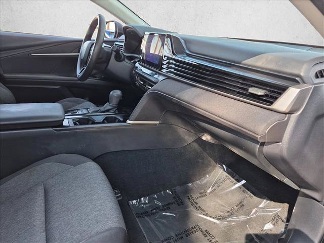 Used 2025 Toyota Camry LE FWD image 27