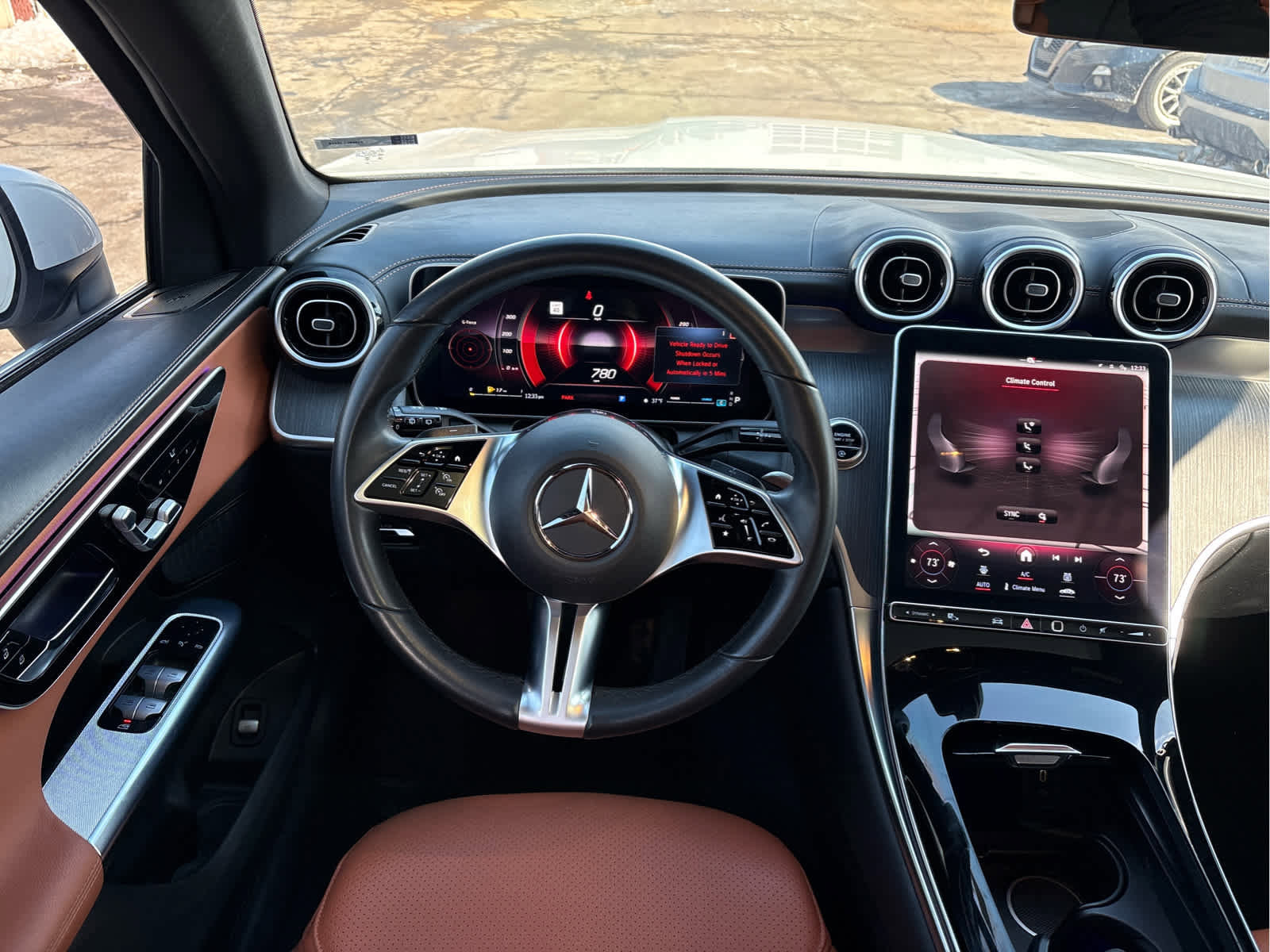 Used 2023 Mercedes-Benz GLC 300 4MATIC image 13