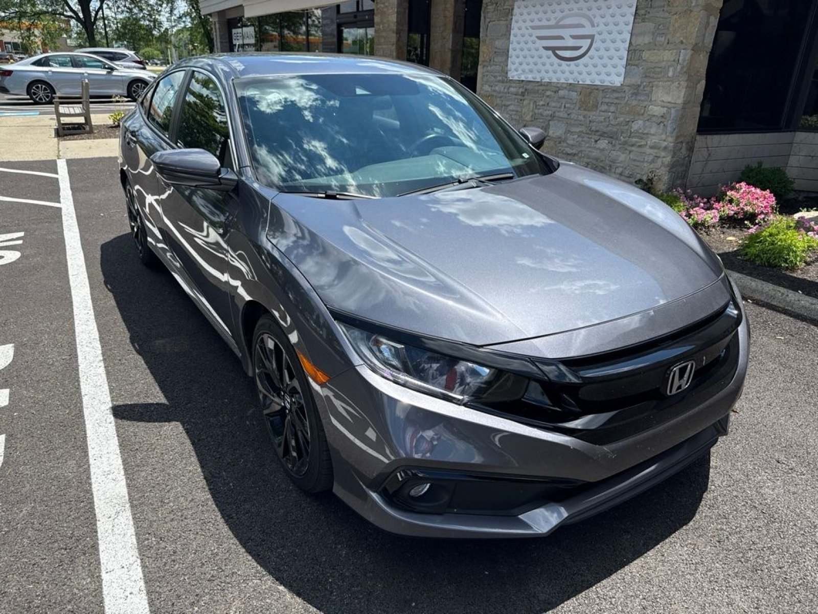 Used 2020 Honda Civic Sport image 4