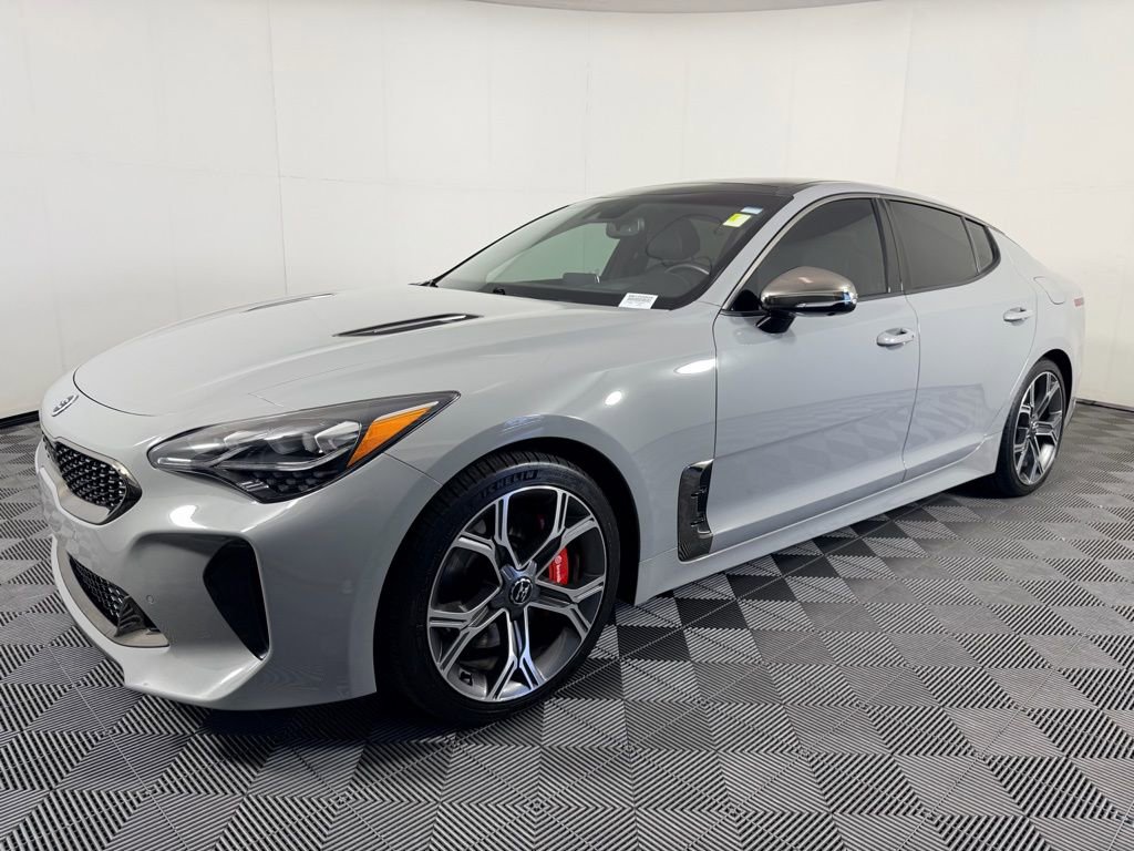 Used 2021 Kia Stinger GT2 image 3