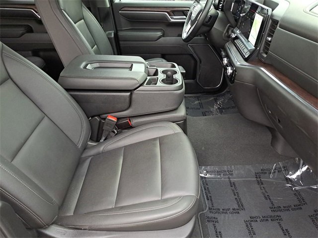 Used 2025 GMC Sierra 1500 SLT image 25