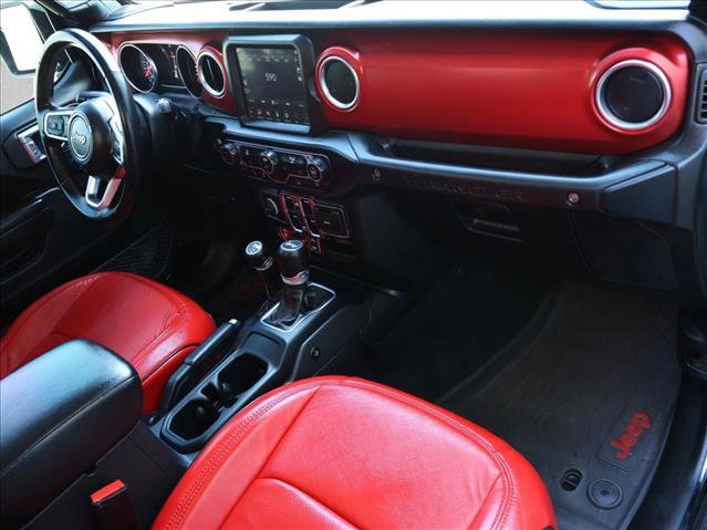 Used 2021 Jeep Wrangler Unlimited Rubicon w/ Uconnect 4C Nav & Sound Group AWD/4WD image 24