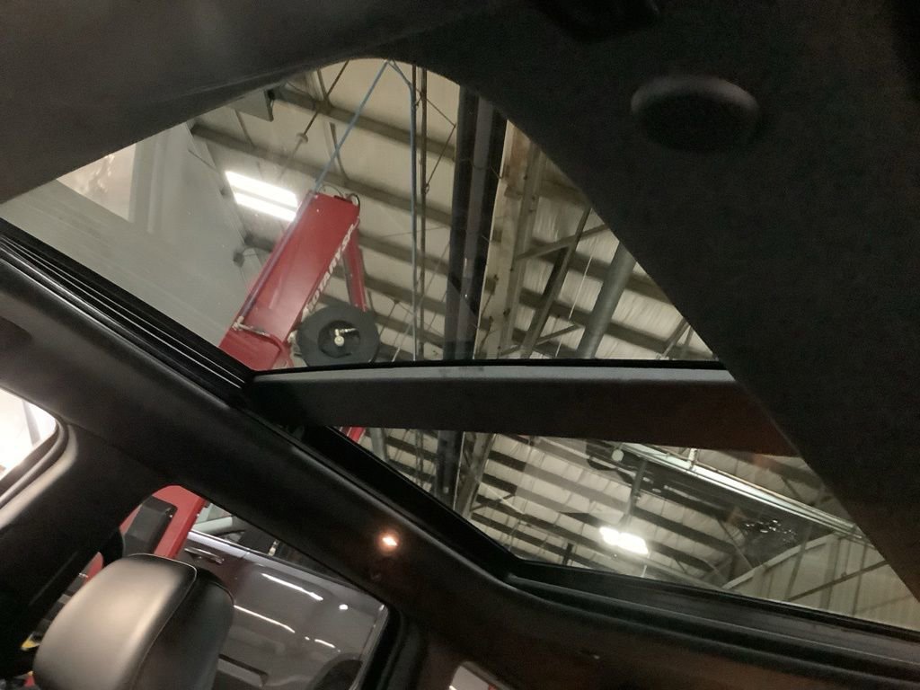 Certified 2018 Jeep Grand Cherokee Limited AWD/4WD image 27
