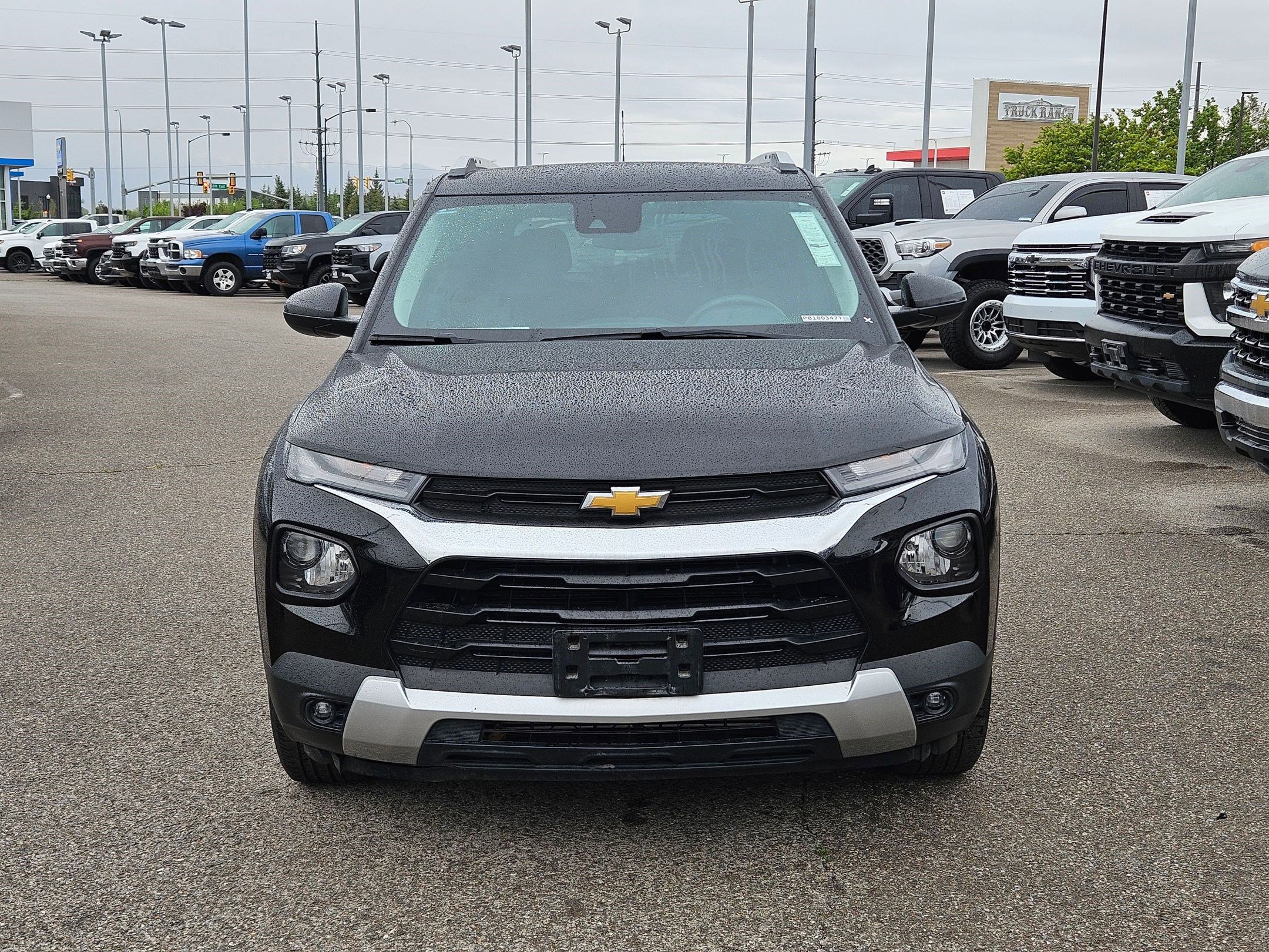 Used 2023 Chevrolet TrailBlazer LT AWD/4WD image 9
