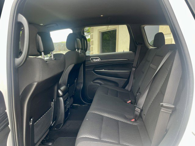 Used 2021 Jeep Grand Cherokee Laredo image 8
