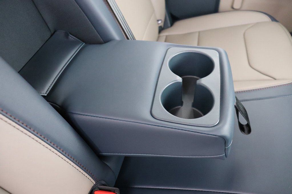 New 2026 Ford Maverick Lariat image 16