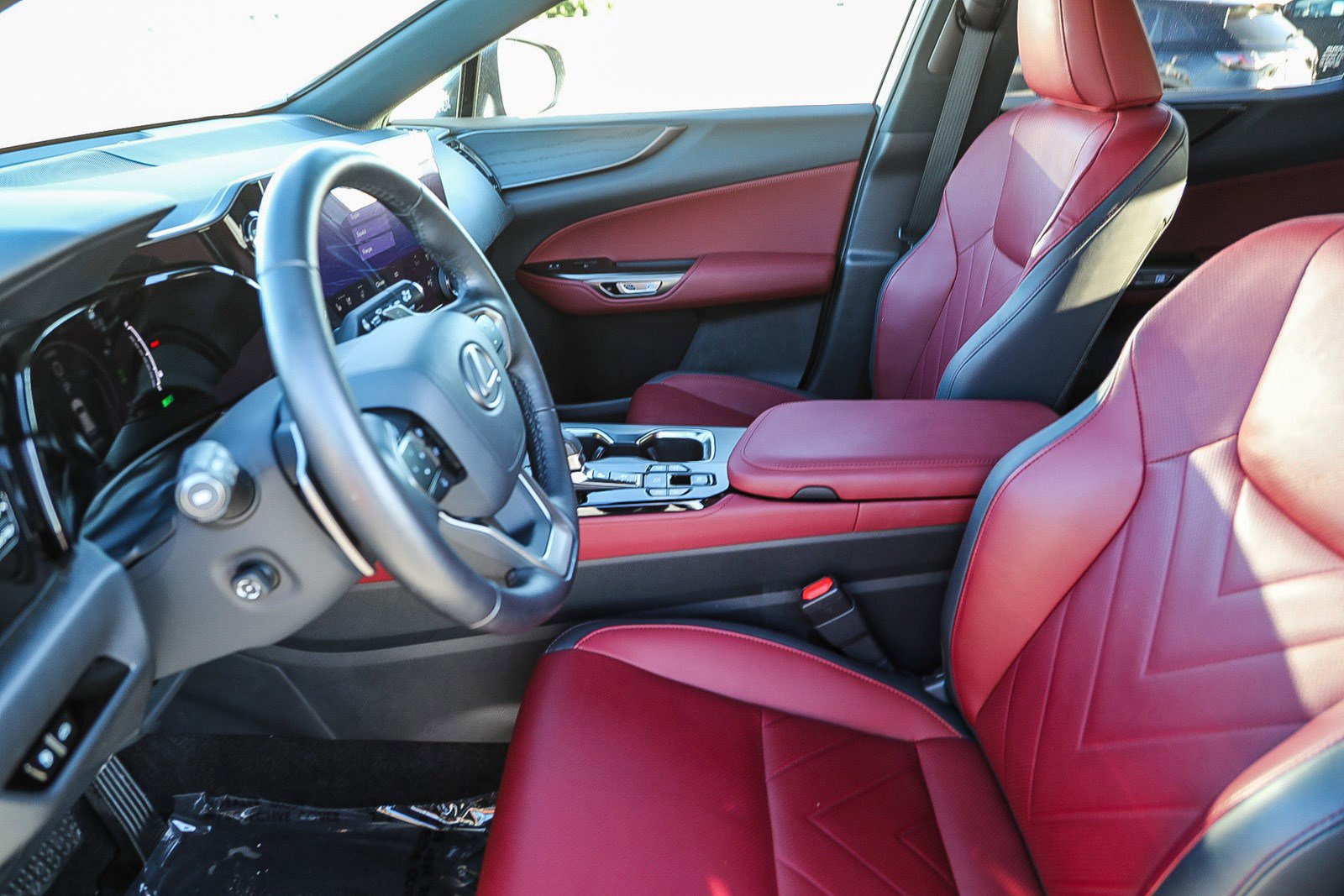 Used 2023 Lexus NX 450h+ AWD w/ Accessory Package (Z2) image 17