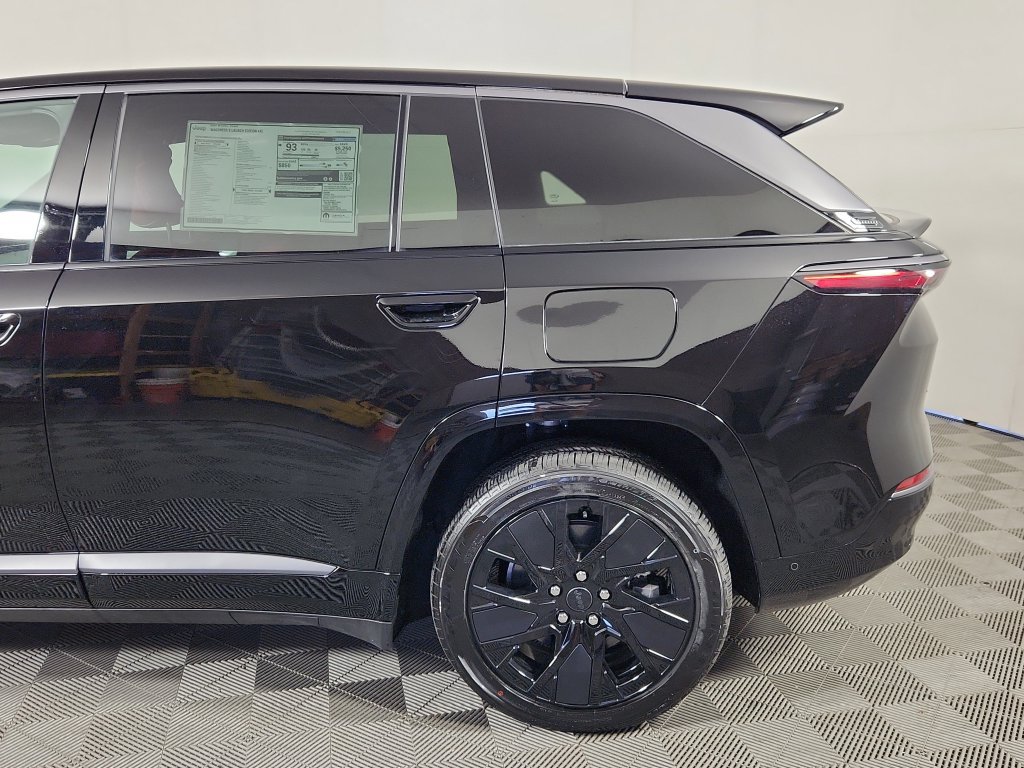 New 2025 Jeep Wagoneer S Launch Edition AWD/4WD image 4