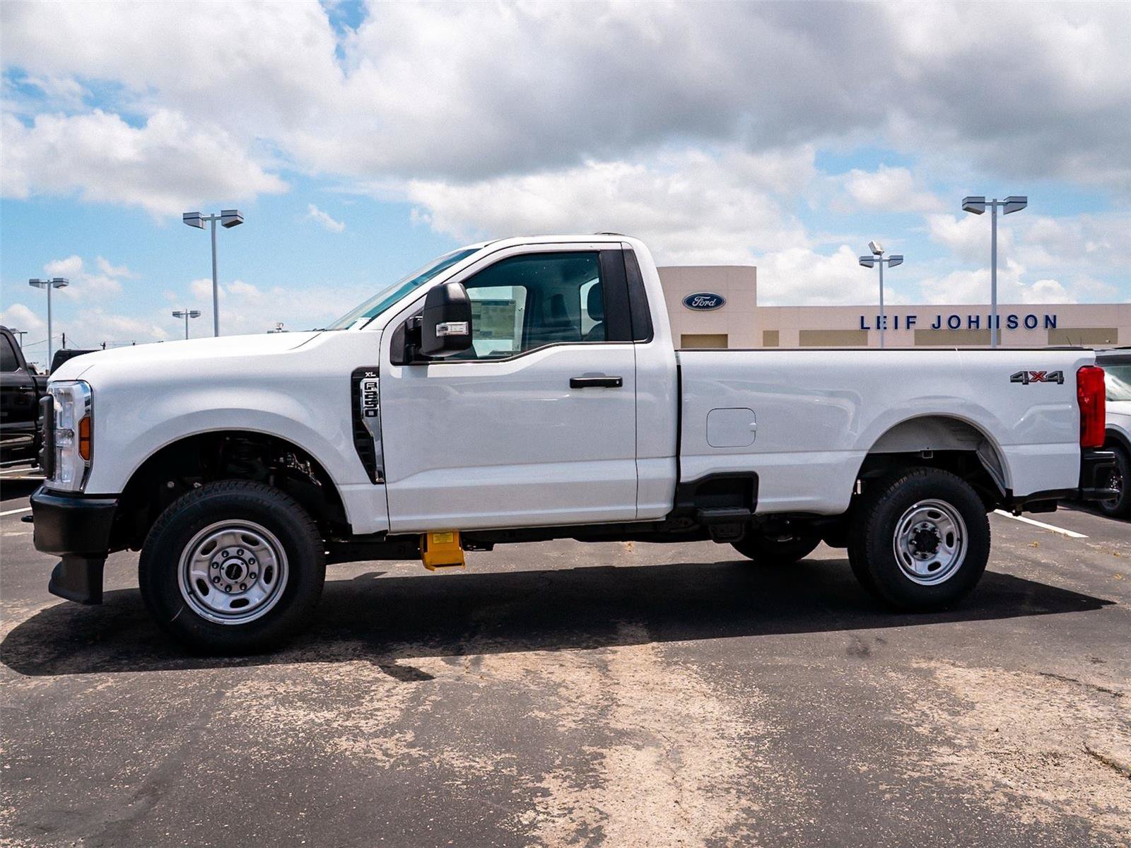 New 2026 Ford F250 XL AWD/4WD image 2