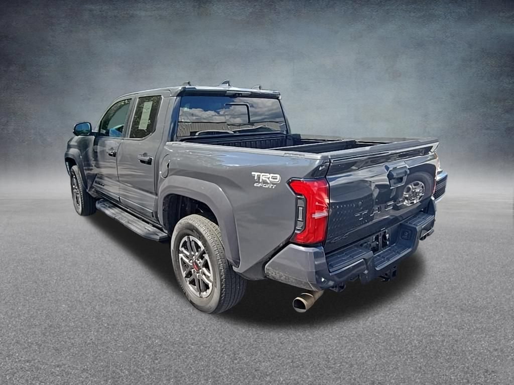 Used 2024 Toyota Tacoma TRD Sport w/ TRD Sport Premium Package AWD/4WD image 9