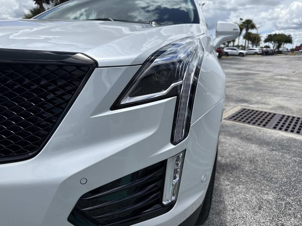 New 2026 Cadillac XT5 Premium Luxury FWD image 9