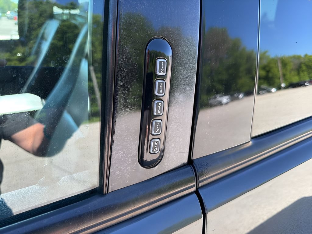 Used 2007 Ford Explorer Sport Trac Limited AWD/4WD image 31