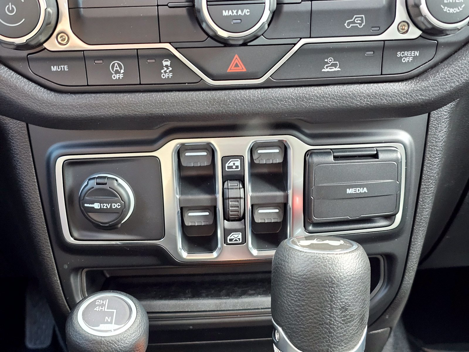 New 2026 Jeep Wrangler Unlimited Sport AWD/4WD image 15