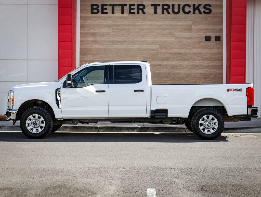 Used 2023 Ford F350 XLT w/ FX4 Off-Road Package AWD/4WD image 7