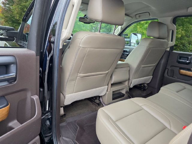 Used 2018 Chevrolet Silverado 1500 LTZ AWD/4WD image 18