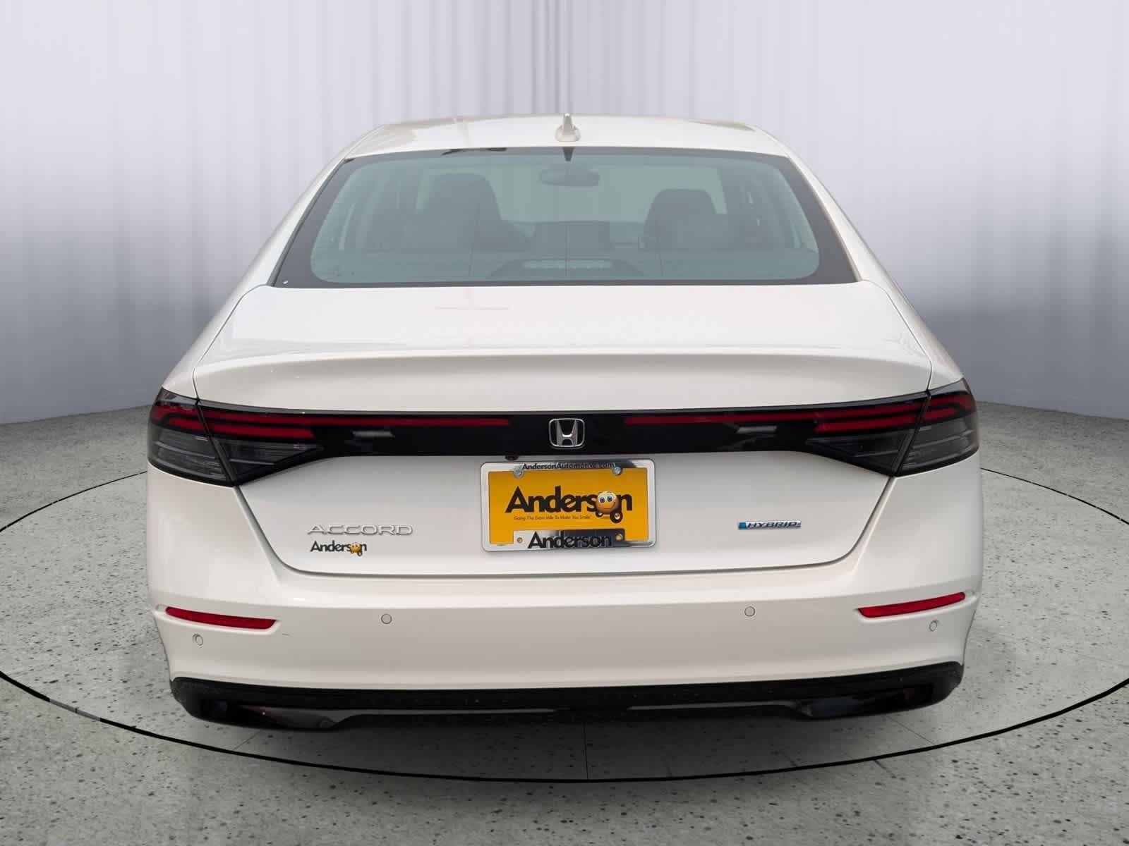 Certified 2025 Honda Accord EX-L image 4