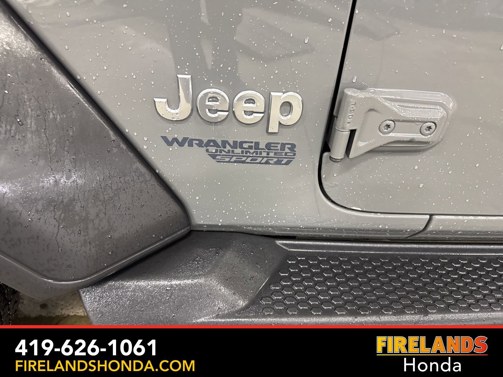 Used 2020 Jeep Wrangler Unlimited Sport image 3