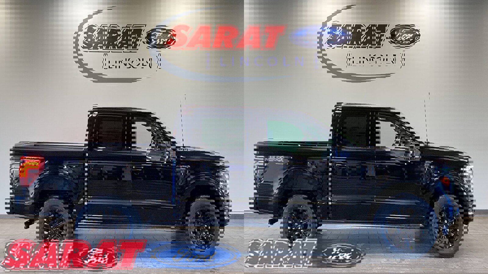 New 2025 Ford F150 Platinum w/ FX4 Off-Road Package