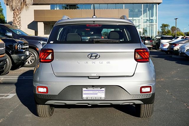 New 2026 Hyundai Venue SEL FWD image 10