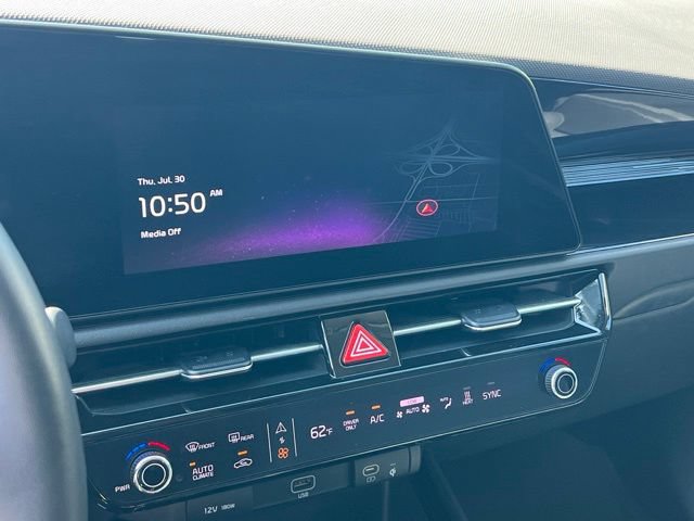 Certified 2023 Kia Niro Wave FWD image 19
