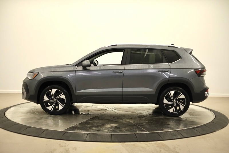 New 2026 Volkswagen Taos SE AWD/4WD image 6