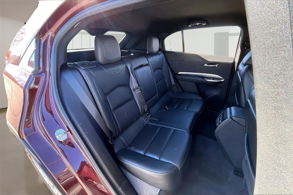 Used 2023 Cadillac XT4 Premium Luxury image 29